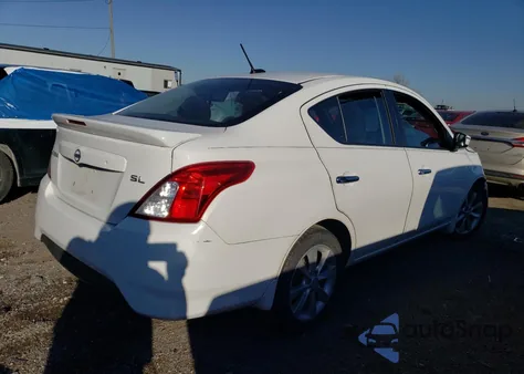 2016 Nissan Versa S z USA, uszkodzony, nr VIN 3N1CN7AP7GL913227